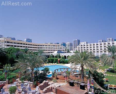 Le Meridien Abu Dhabi 4